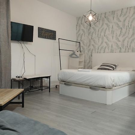 Malaga Centre Studio & Parking Екстер'єр фото