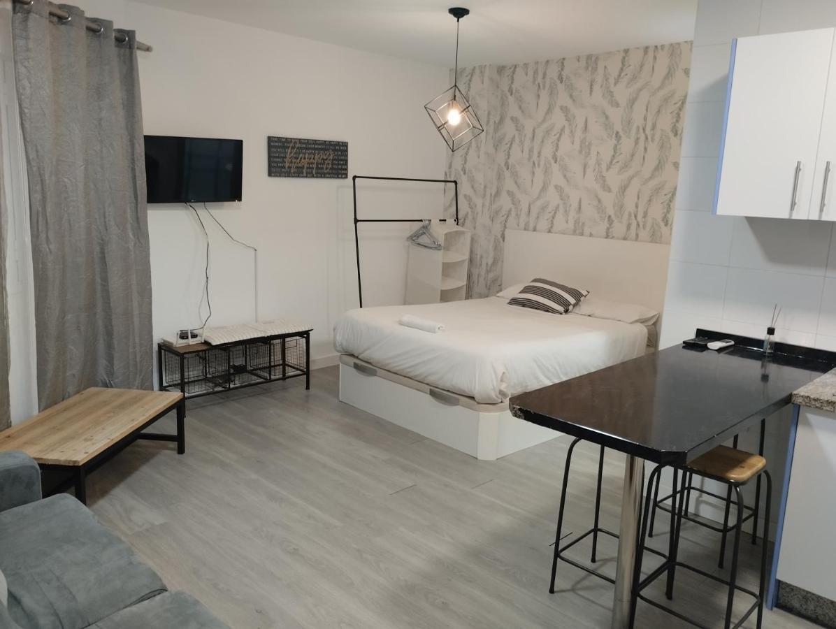 Malaga Centre Studio & Parking Екстер'єр фото